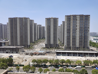 低迷的樓市，火爆的豪宅，分化的原因引人深思